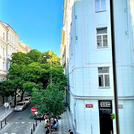 Beautiful In Prague's Center Apartment *